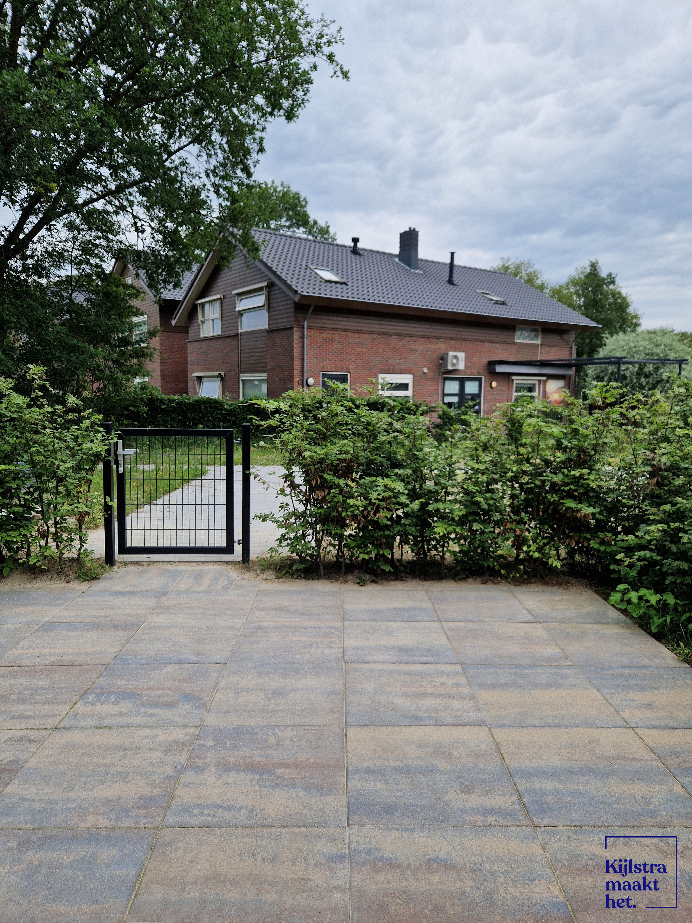 H2O comfort square 60x60x4 cm metallica corten | Kijlstra Bestrating