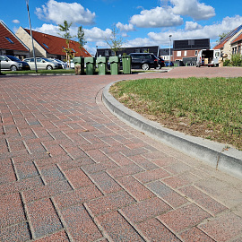 Trottoirband 13/15x20 bocht R=12 uitw