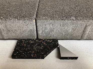 Vaste terrasdrager AC 100x100x10 ook voor PVC-houdende ondergrond