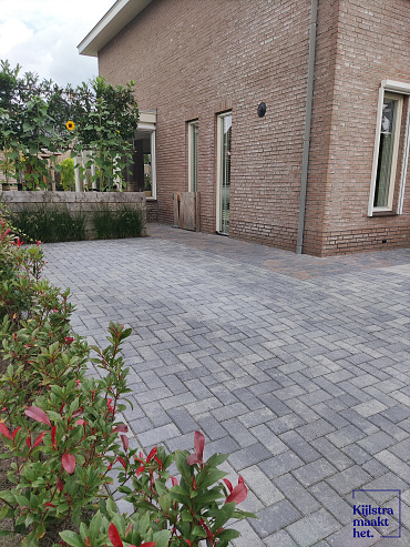 Betonstraatsteen 8 cm grijs/zwart komo