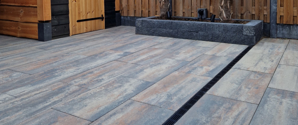 11005047 aquadrainblack 4